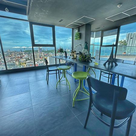 The Base Central Pattaya By Wwc Exteriör bild