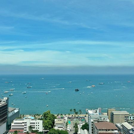 The Base Central Pattaya By Wwc Exteriör bild