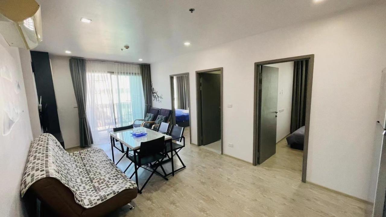 The Base Central Pattaya By Wwc Exteriör bild