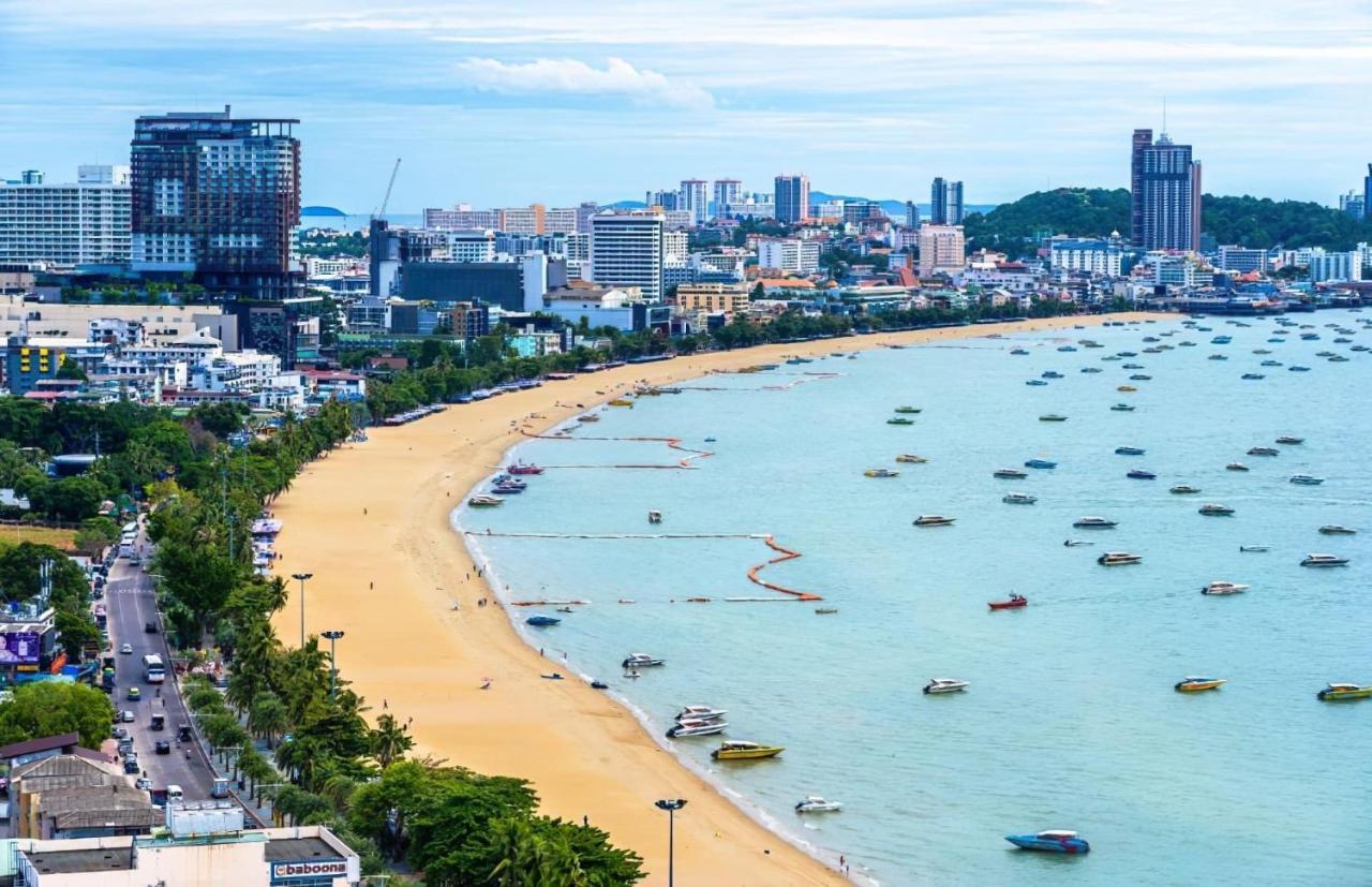 The Base Central Pattaya By Wwc Exteriör bild