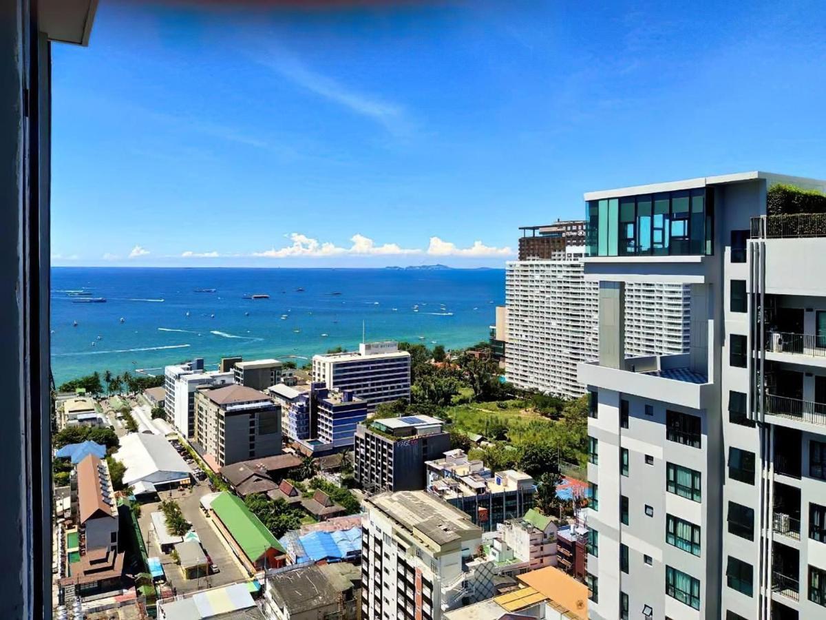 The Base Central Pattaya By Wwc Exteriör bild